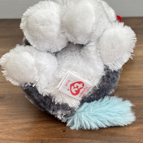 NEW TY Husky SLUSH Puppy Dog BEANIE BOO Stuffed Animal Plush Toy 6" NWT 2022 - Picture 9 of 11